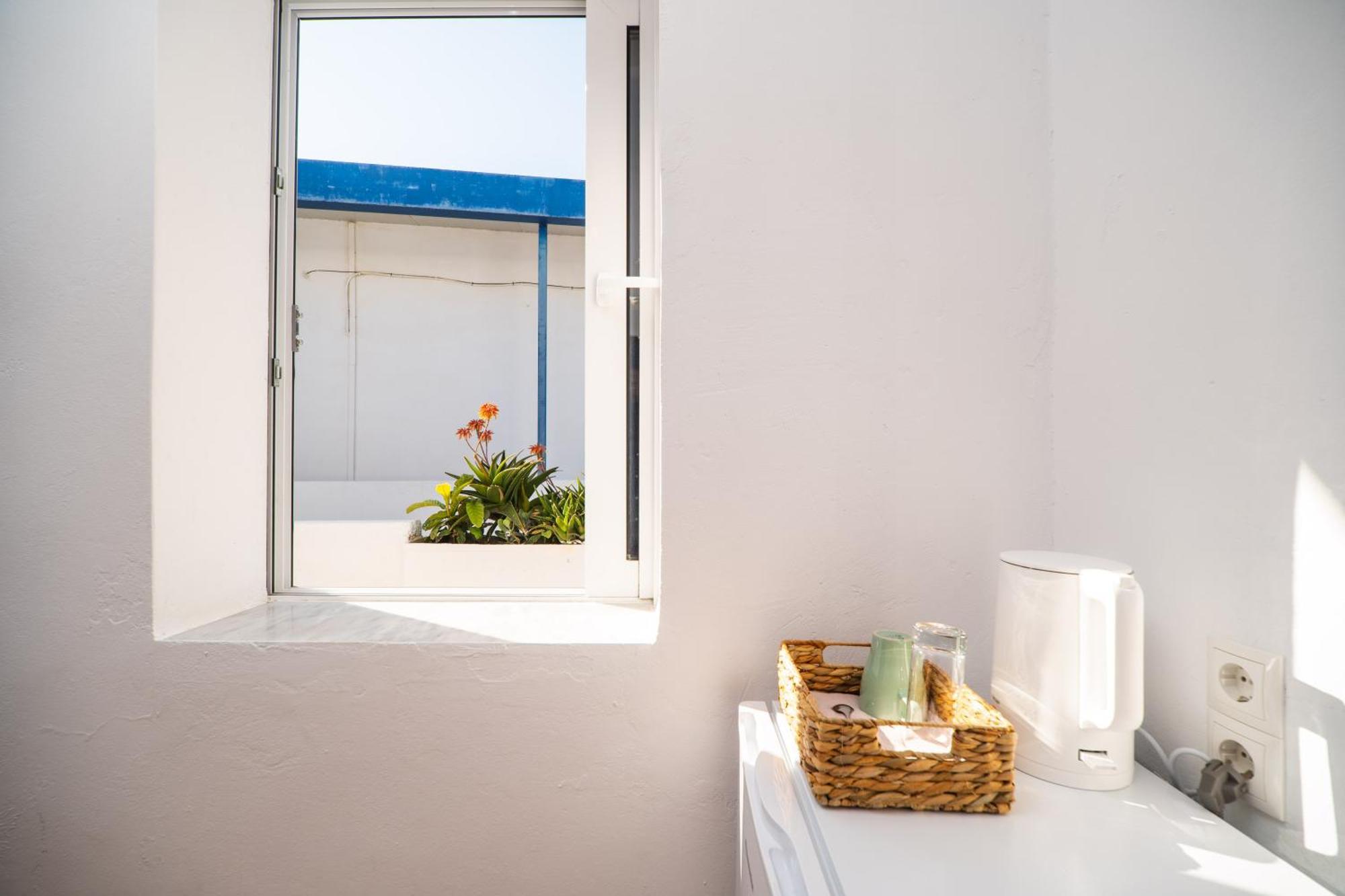 Babis & Popi Rooms And Studios Frangokastello エクステリア 写真